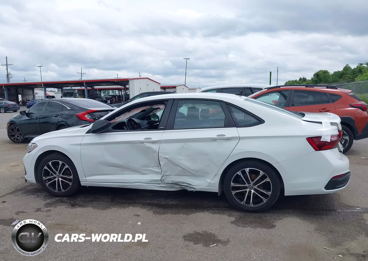 2023 Volkswagen Jetta 1.5T Sport VIN:3VWBM7BU6PM031439 - 14