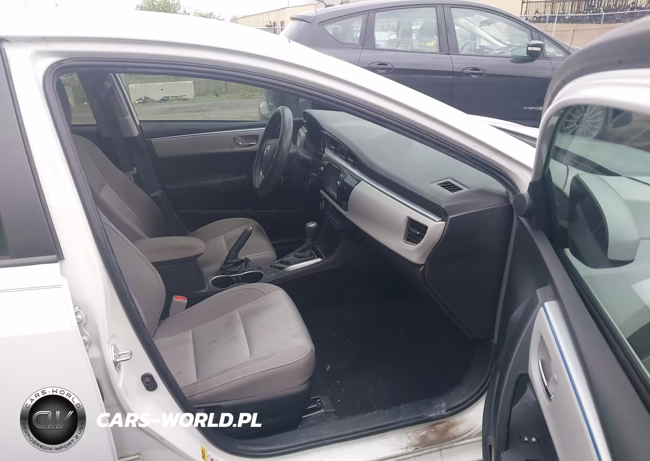 2015 Toyota Corolla Le VIN:2T1BURHE5FC463591 - 5