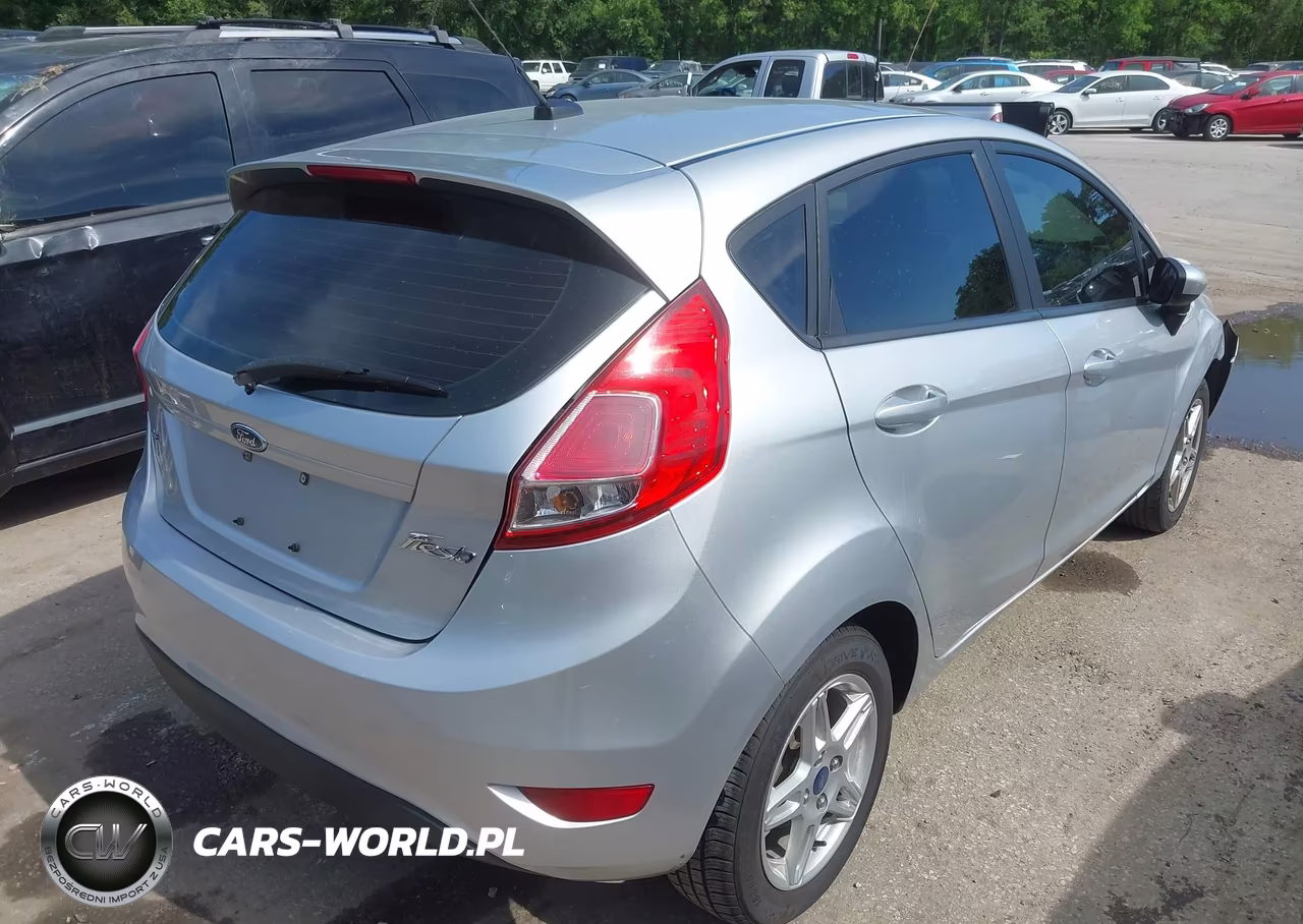 2017 Ford Fiesta Se VIN:3FADP4EJ3HM115373 - 4