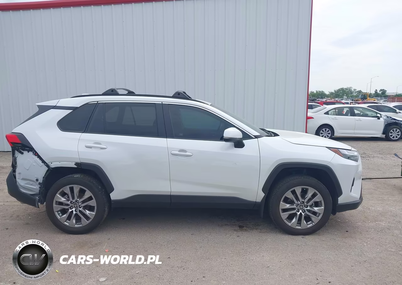 2024 Toyota Rav4 Xle Premium VIN:2T3C1RFV9RW310139 - 13