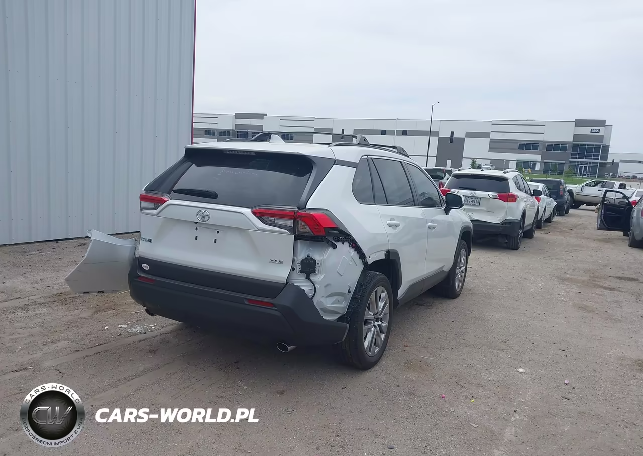 2024 Toyota Rav4 Xle Premium VIN:2T3C1RFV9RW310139 - 4