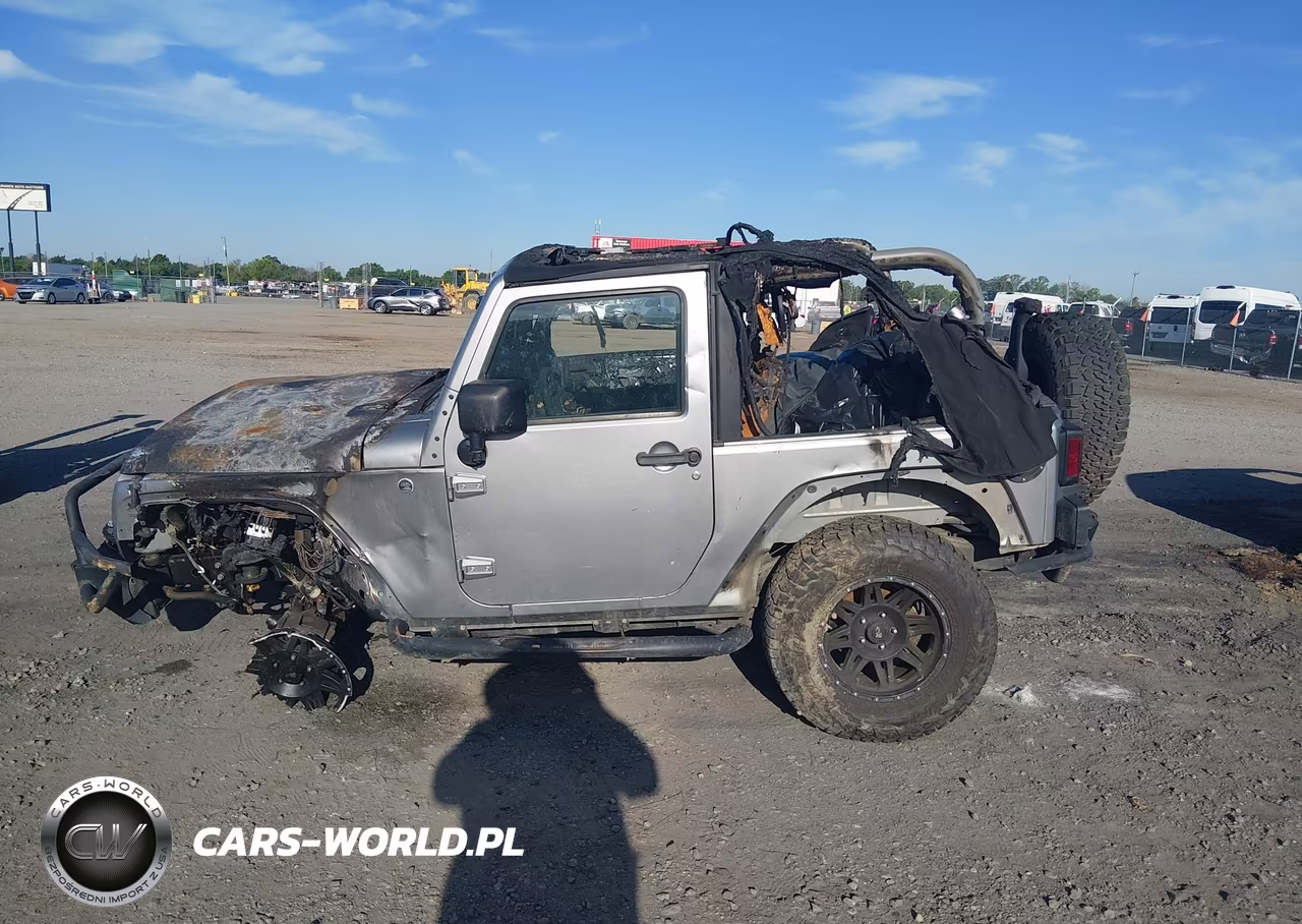 2013 Jeep Wrangler Sport VIN:1C4AJWAGXDL587649 - 13