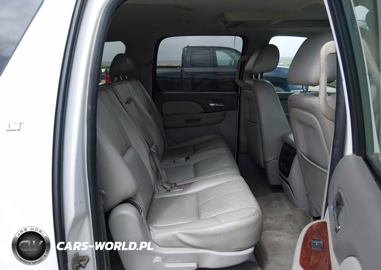 2010 Chevrolet Suburban 1500 Lt1 VIN:1GNUKJE33AR226204 - 8
