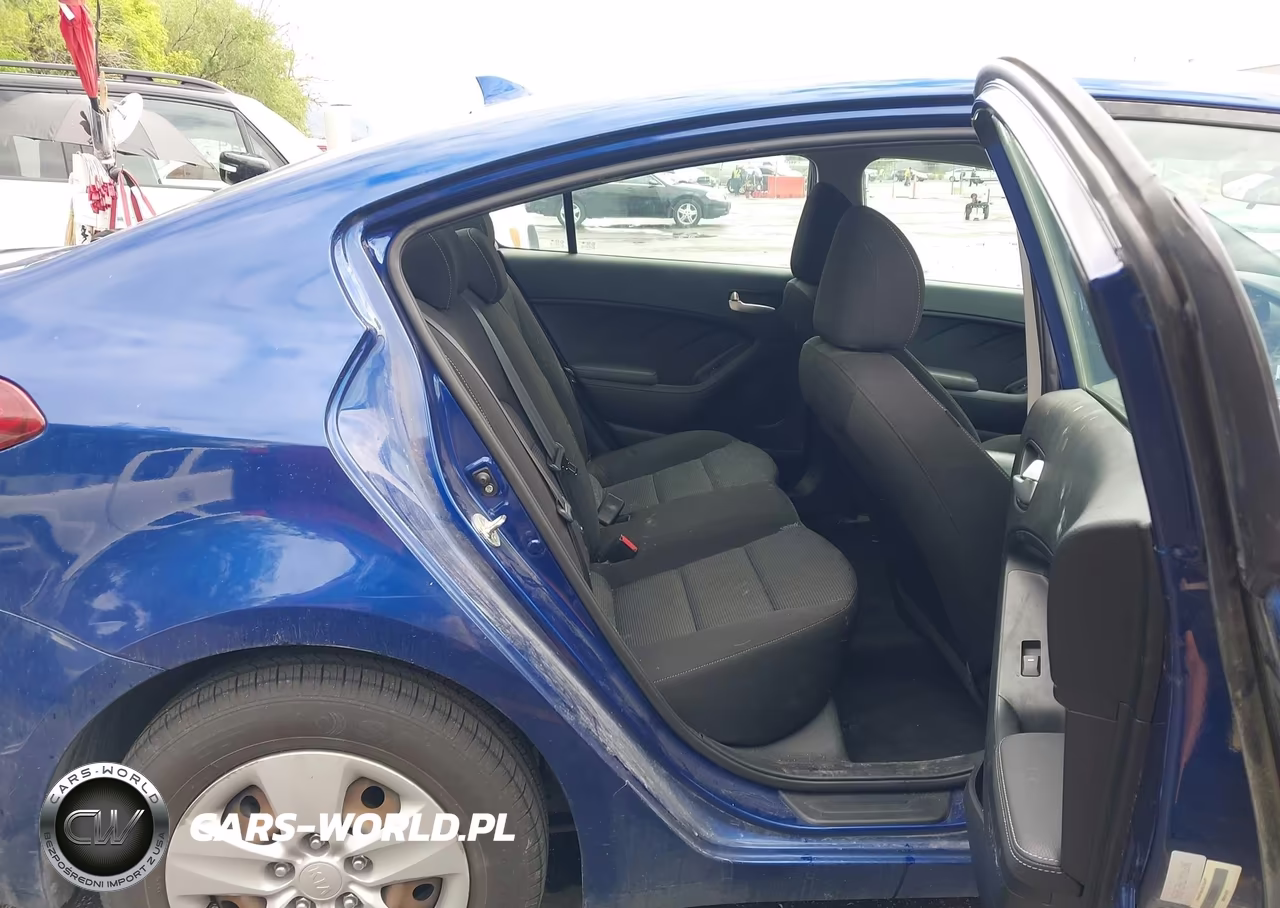 2017 Kia Forte Lx VIN:3KPFK4A79HE148934 - 8
