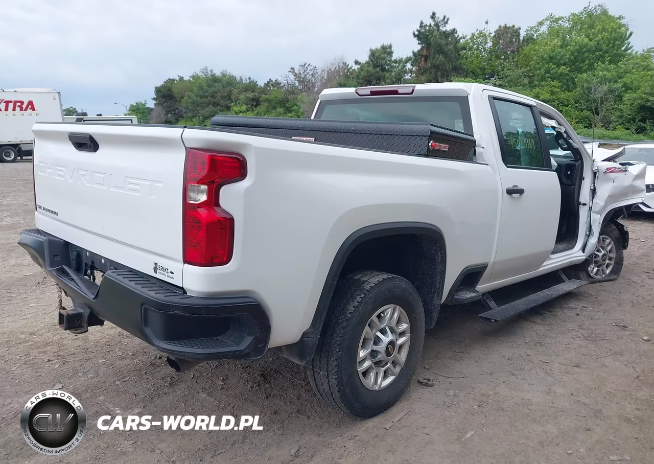 2024 Chevrolet Silverado 2500Hd 4Wd Standard Bed Work Truck VIN:2GC4YLE75R1131413 - 4