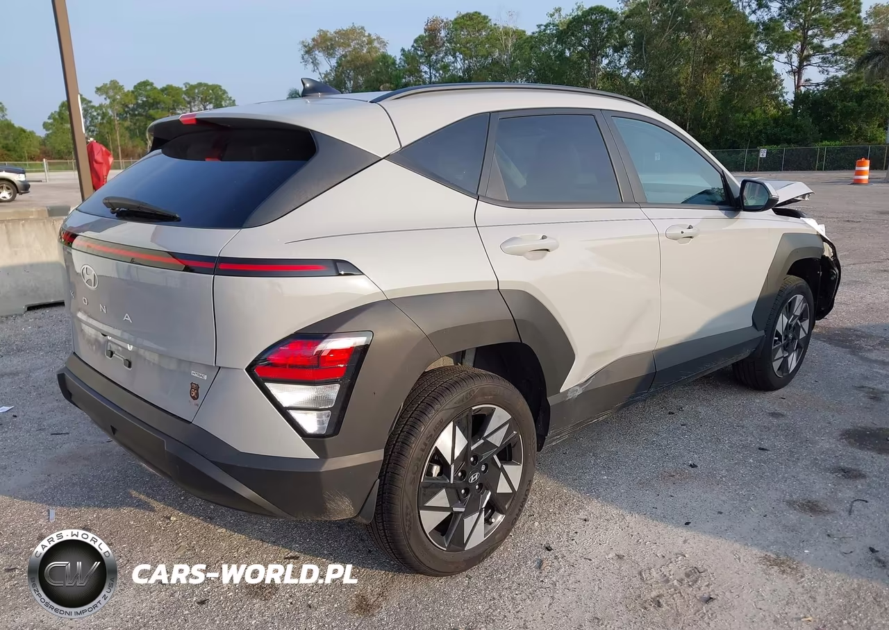 2025 Hyundai Kona Sel VIN:KM8HBCABXSU324448 - 4