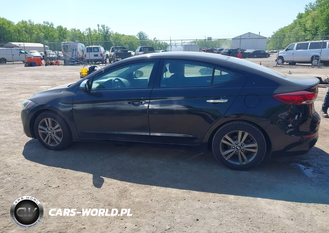 2018 Hyundai Elantra Sel VIN:5NPD84LF7JH232827 - 13