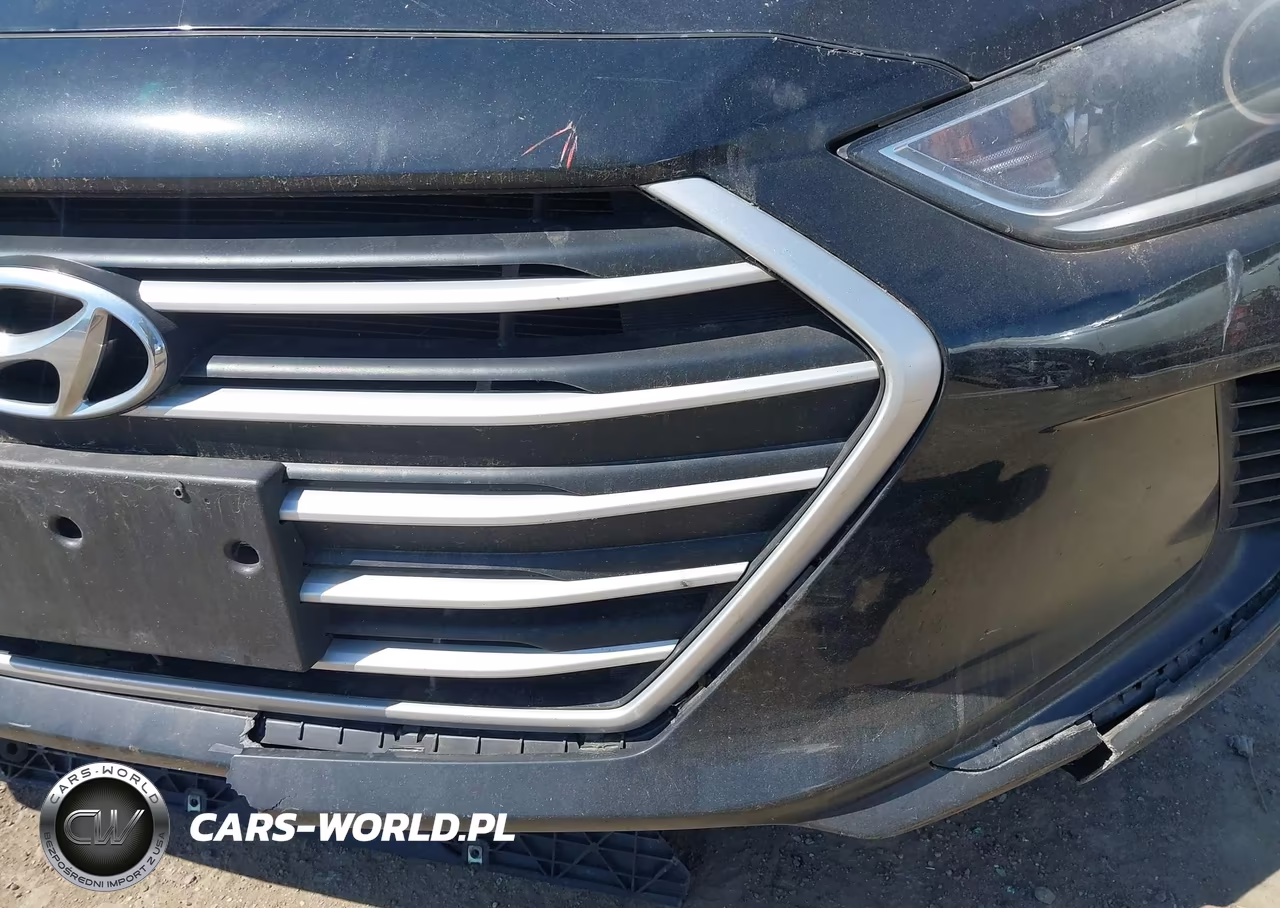 2018 Hyundai Elantra Sel VIN:5NPD84LF7JH232827 - 17