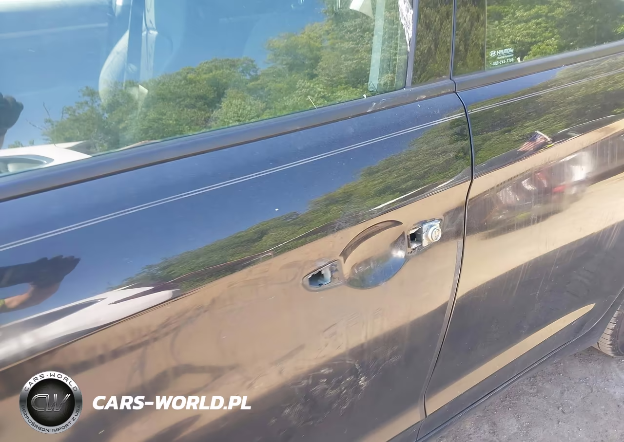 2018 Hyundai Elantra Sel VIN:5NPD84LF7JH232827 - 18