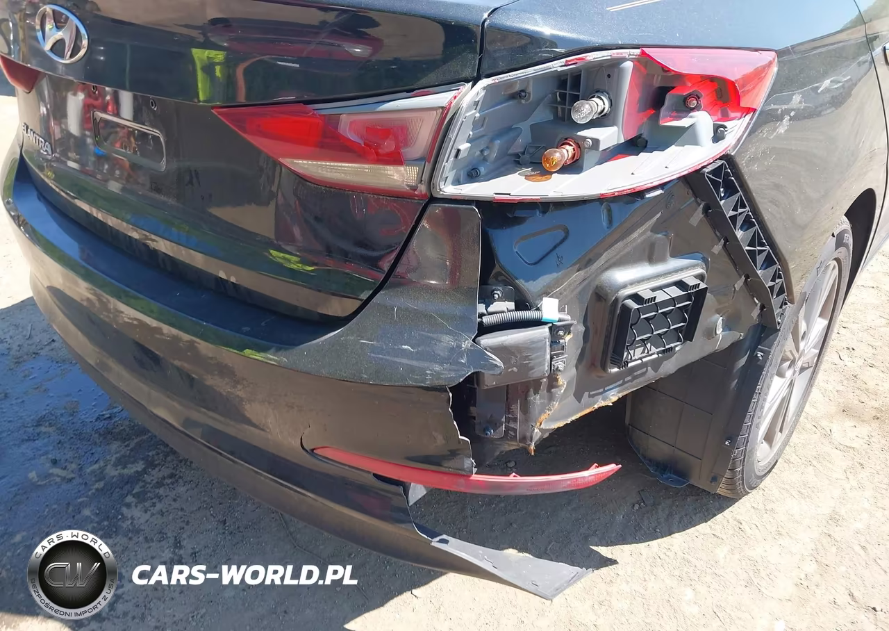 2018 Hyundai Elantra Sel VIN:5NPD84LF7JH232827 - 19