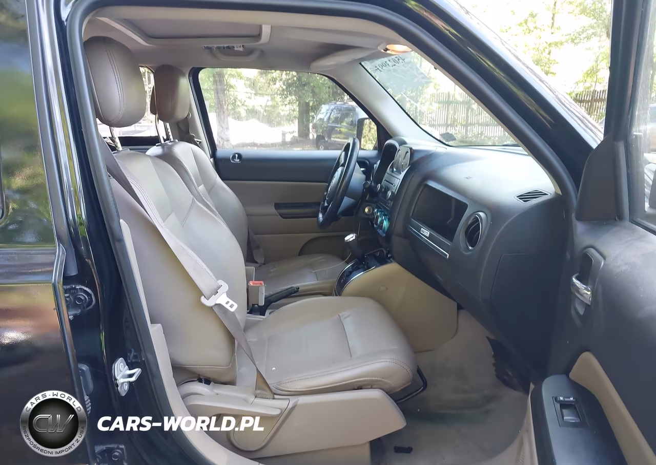 2015 Jeep Patriot High Altitude Edition VIN:1C4NJPFA6FD263994 - 5