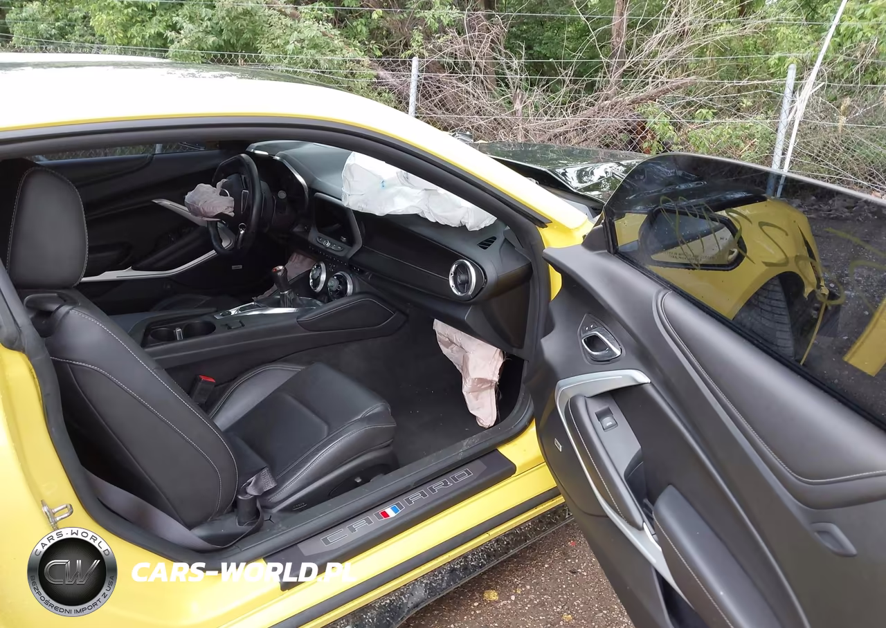 2017 Chevrolet Camaro 2Ss VIN:1G1FG1R72H0107941 - 5