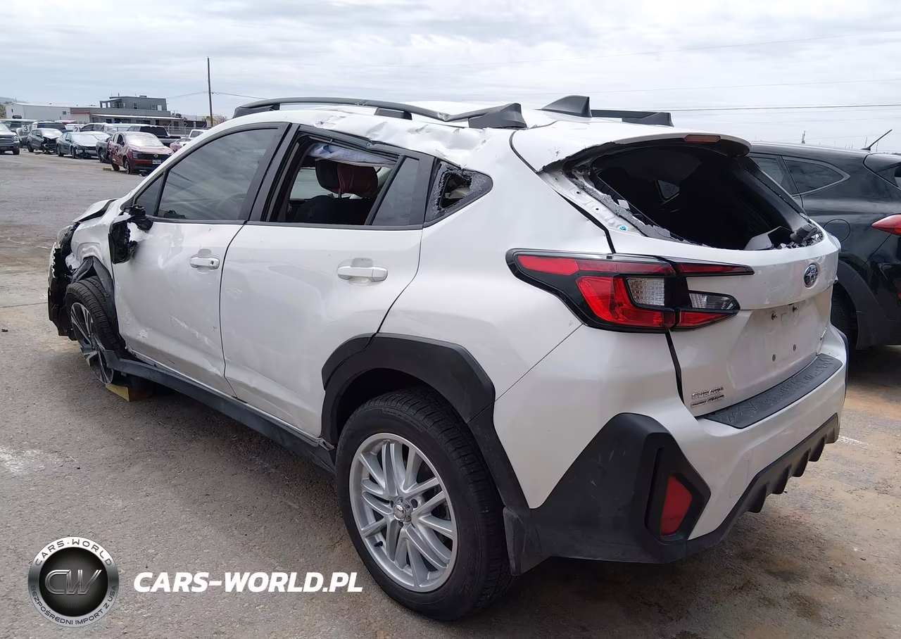 2024 Subaru Crosstrek Premium VIN:JF2GUADC9R8300911 - 3