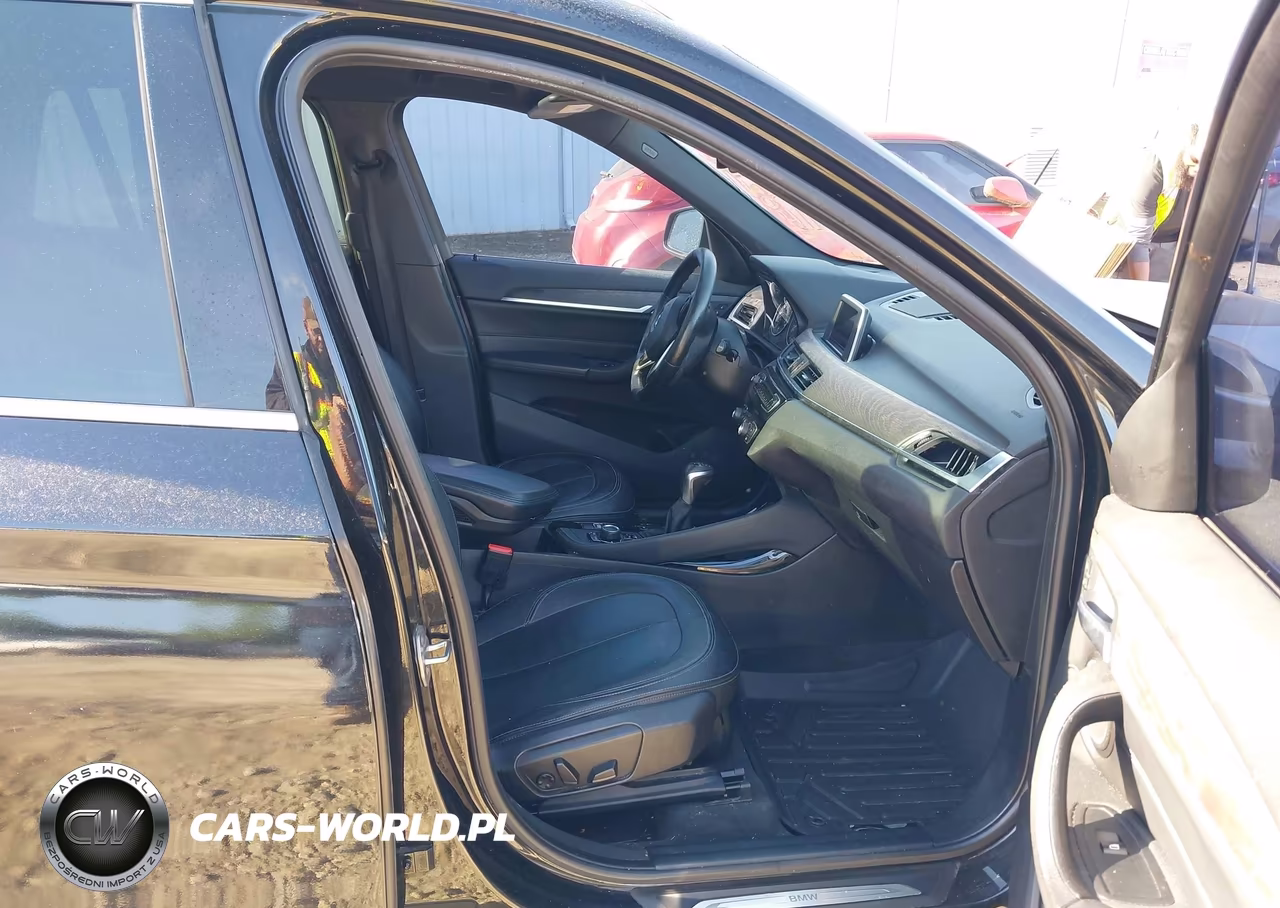 2016 BMW X1 xDrive28I VIN:WBXHT3C36G5E52460 - 5