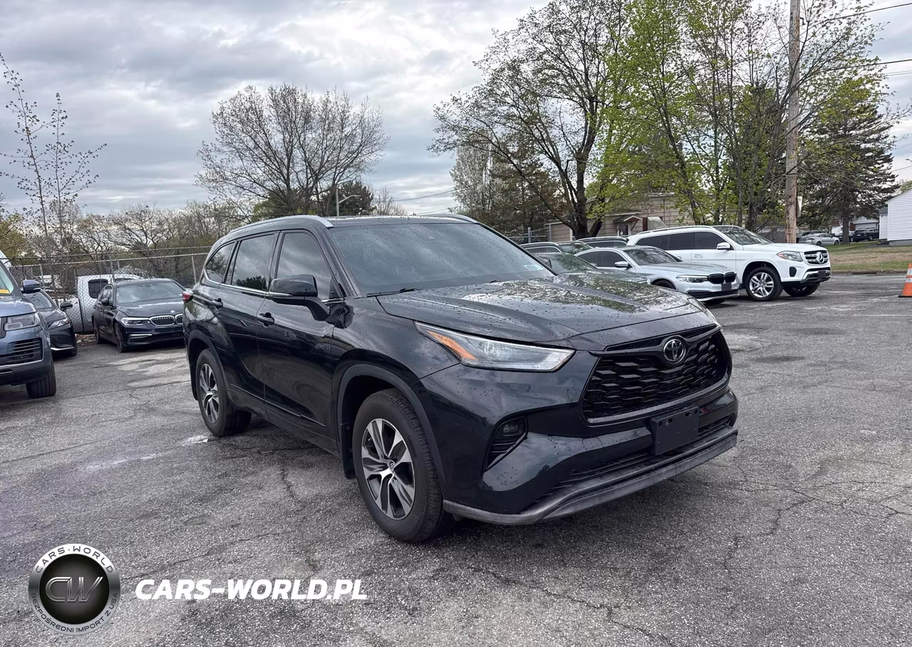 2022 Toyota Highlander Xle