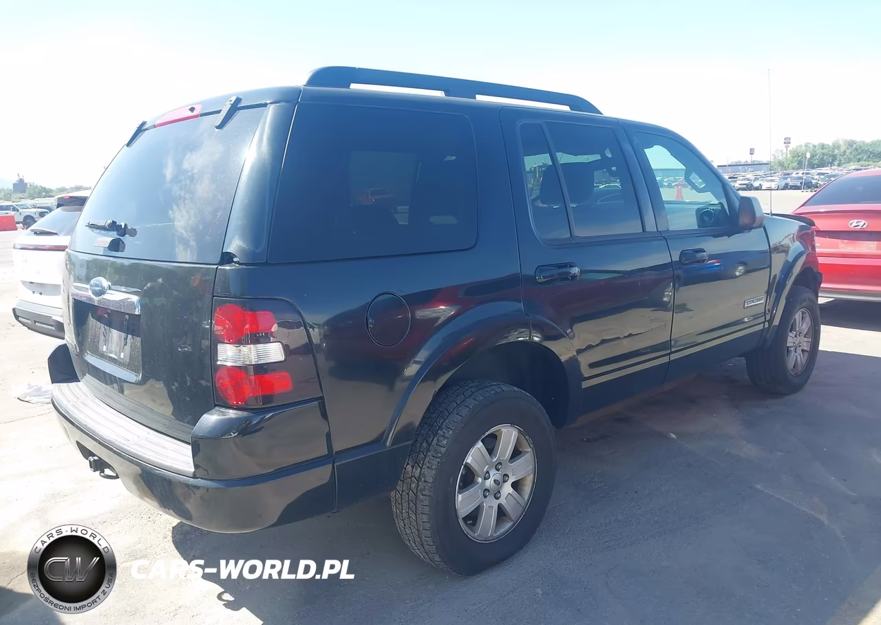 2008 Ford Explorer Xlt VIN:1FMEU73E28UA26870 - 4