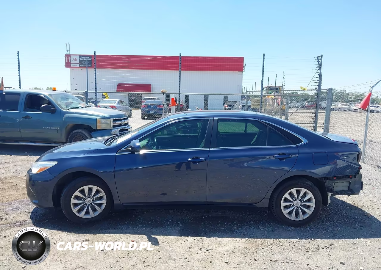 2017 Toyota Camry Le VIN:4T1BF1FK7HU770931 - 15