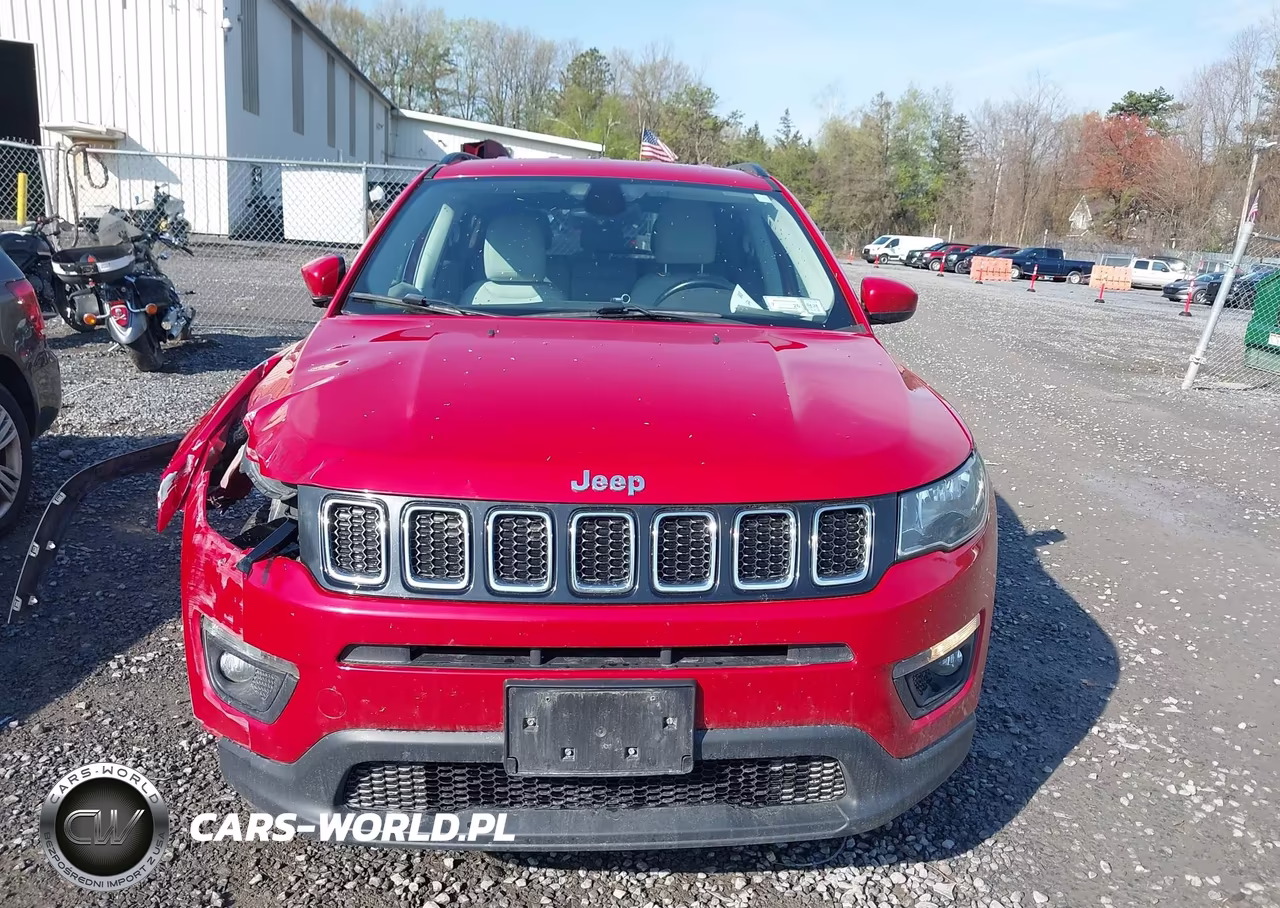 2018 Jeep Compass Latitude 4X4 VIN:3C4NJDBB2JT373408 - 12