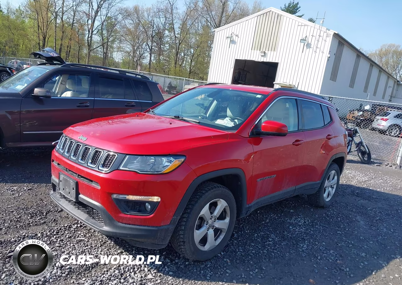 2018 Jeep Compass Latitude 4X4 VIN:3C4NJDBB2JT373408 - 2