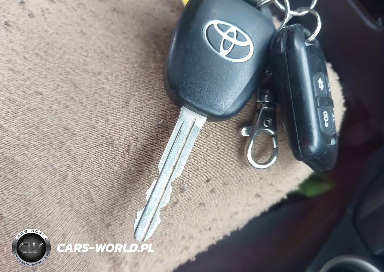 2015 Toyota Rav4 Le VIN:2T3BFREV7FW368549 - 11