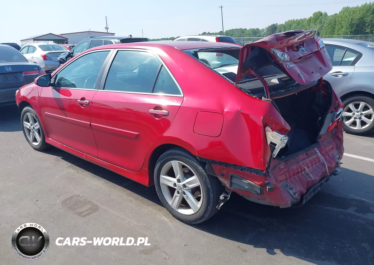 2013 Toyota Camry Se VIN:4T1BF1FK4DU694465 - 3