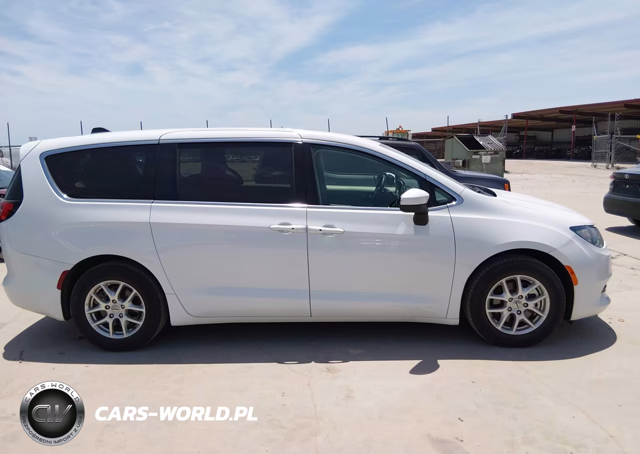 2023 Chrysler Voyager Lx VIN:2C4RC1CG8PR567277 - 13