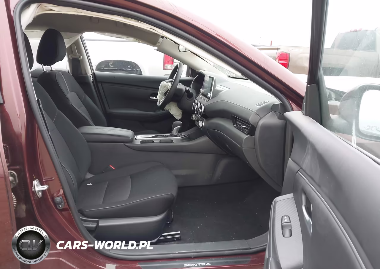 2025 Nissan Sentra Sv VIN:3N1AB8CV7SY427322 - 5