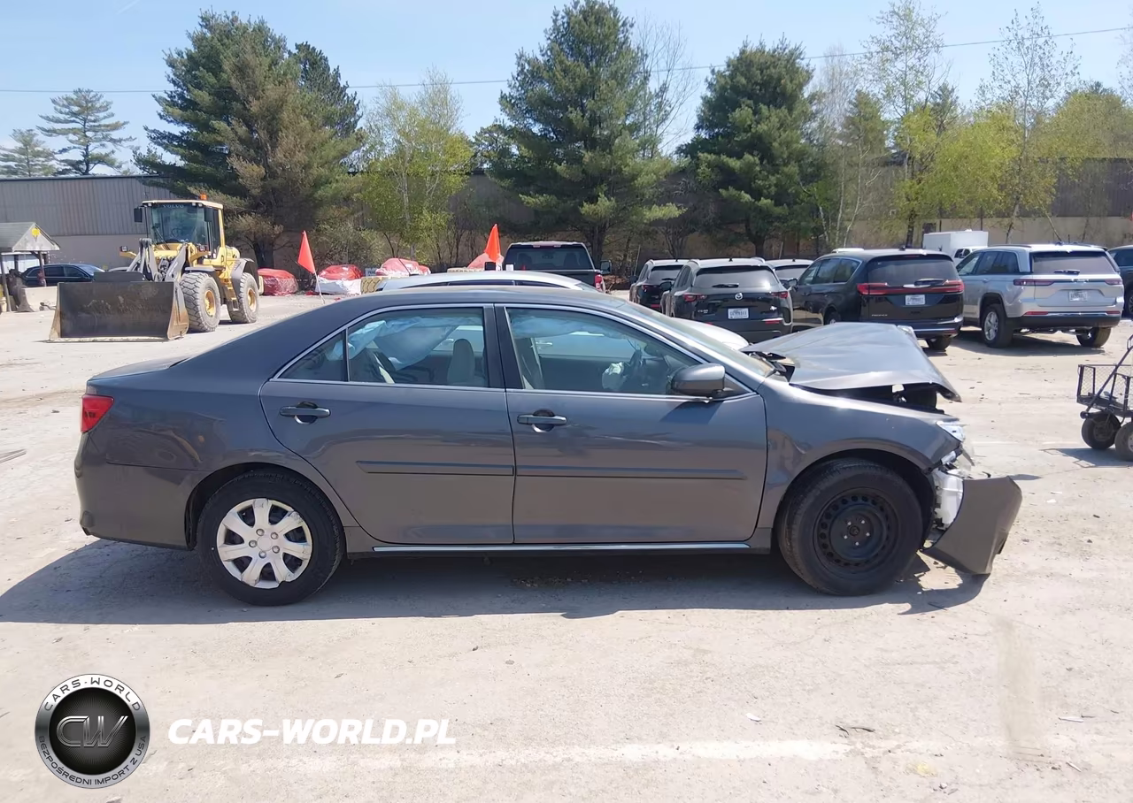 2014 Toyota Camry Le VIN:4T1BF1FK4EU392191 - 12