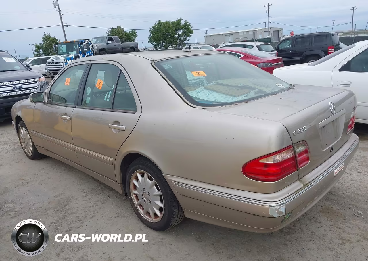 2001 Mercedes-Benz E 320 VIN:WDBJF65J11B268521 - 3