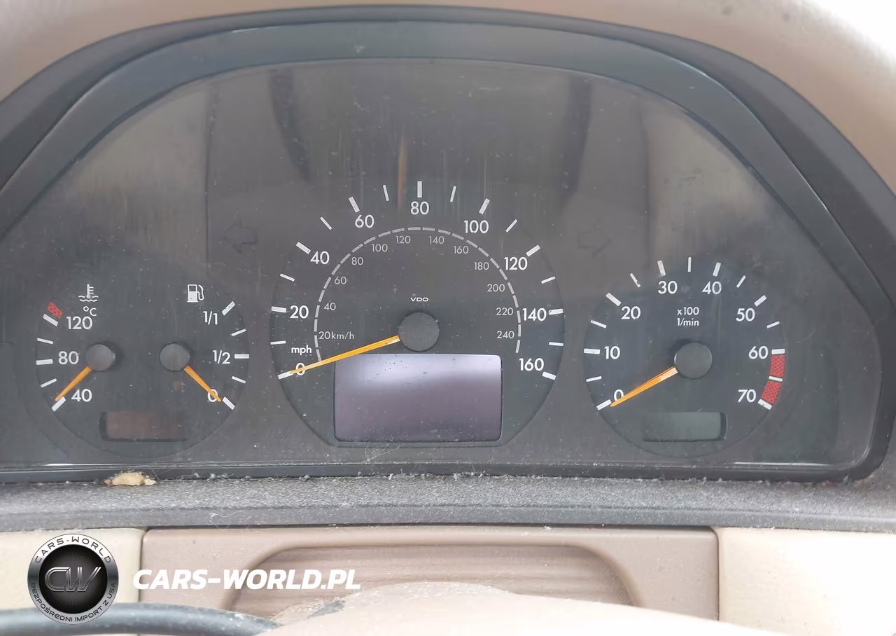 2001 Mercedes-Benz E 320 VIN:WDBJF65J11B268521 - 7
