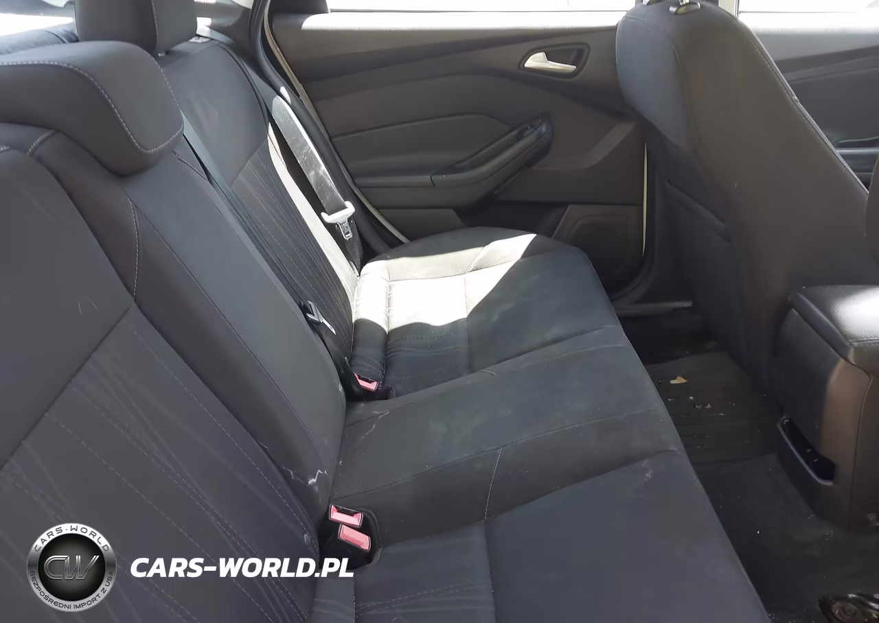 2015 Ford Focus Se VIN:1FADP3F25FL258728 - 8