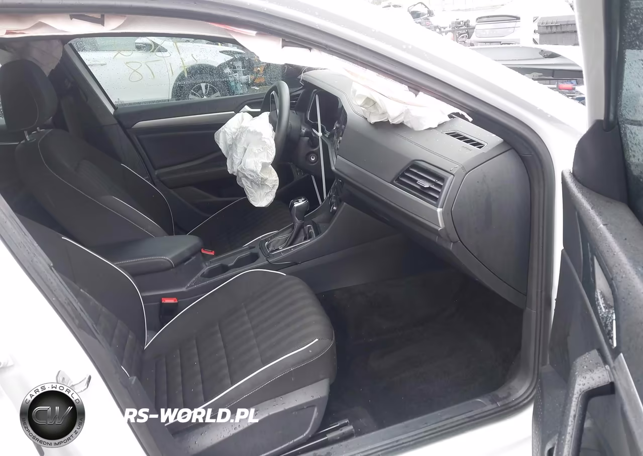 2024 Volkswagen Jetta 1.5T Sport VIN:3VWBM7BU1RM047986 - 5