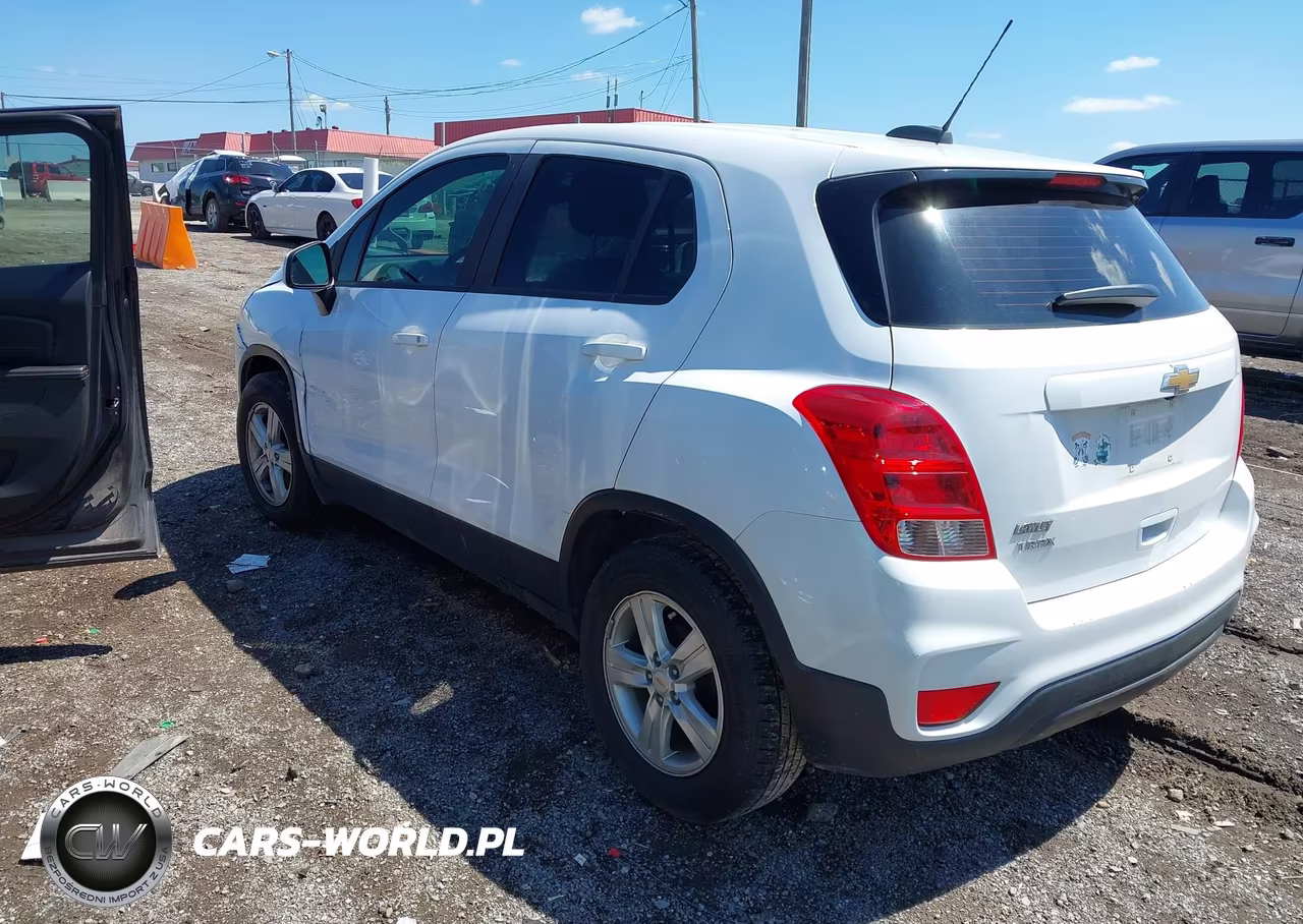 2020 Chevrolet Trax Fwd Ls VIN:KL7CJKSB9LB055752 - 3