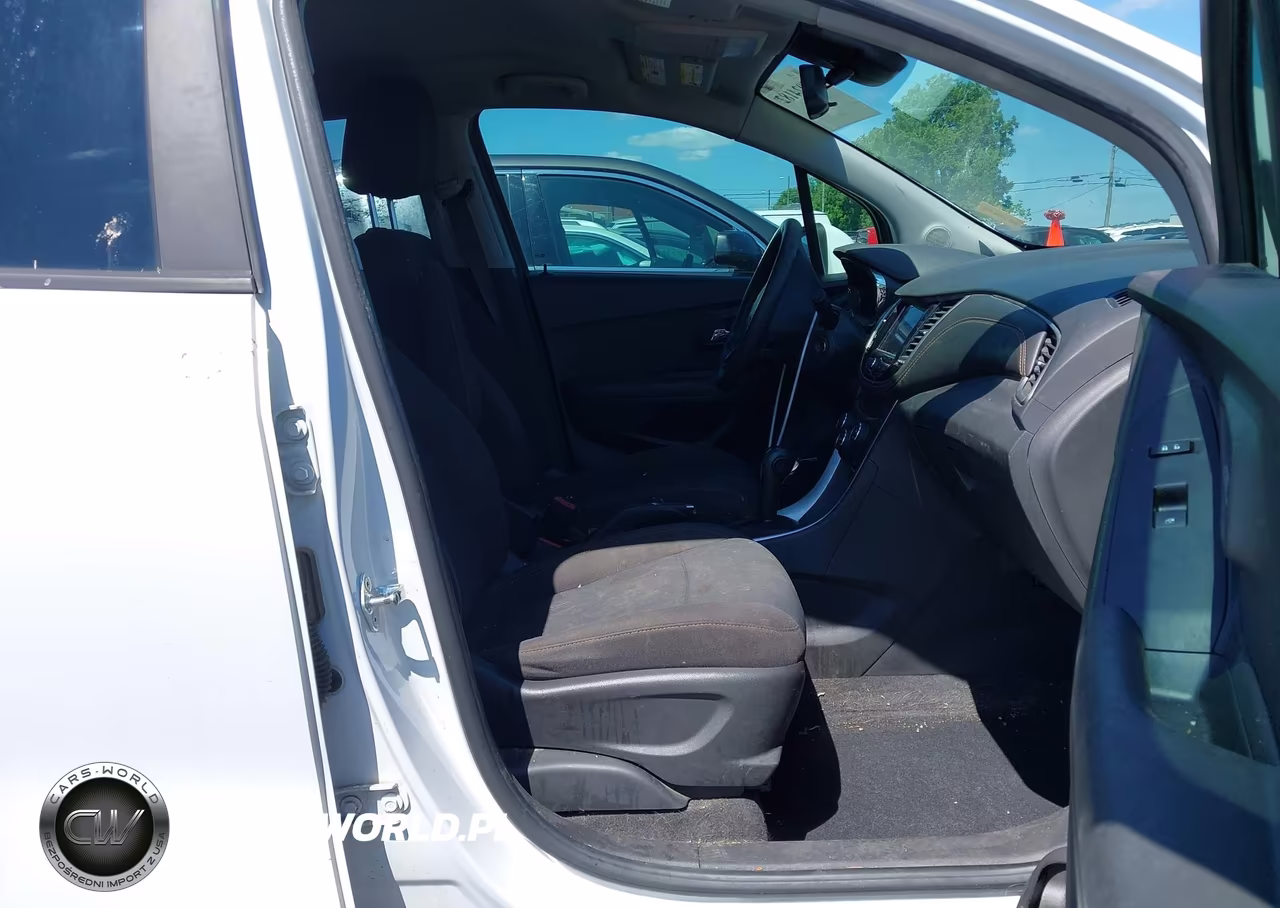 2020 Chevrolet Trax Fwd Ls VIN:KL7CJKSB9LB055752 - 5
