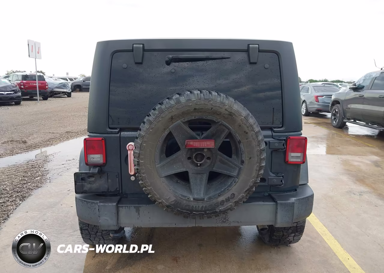 2017 Jeep Wrangler Unlimited Sport 4X4 VIN:1C4BJWDG1HL624447 - 16