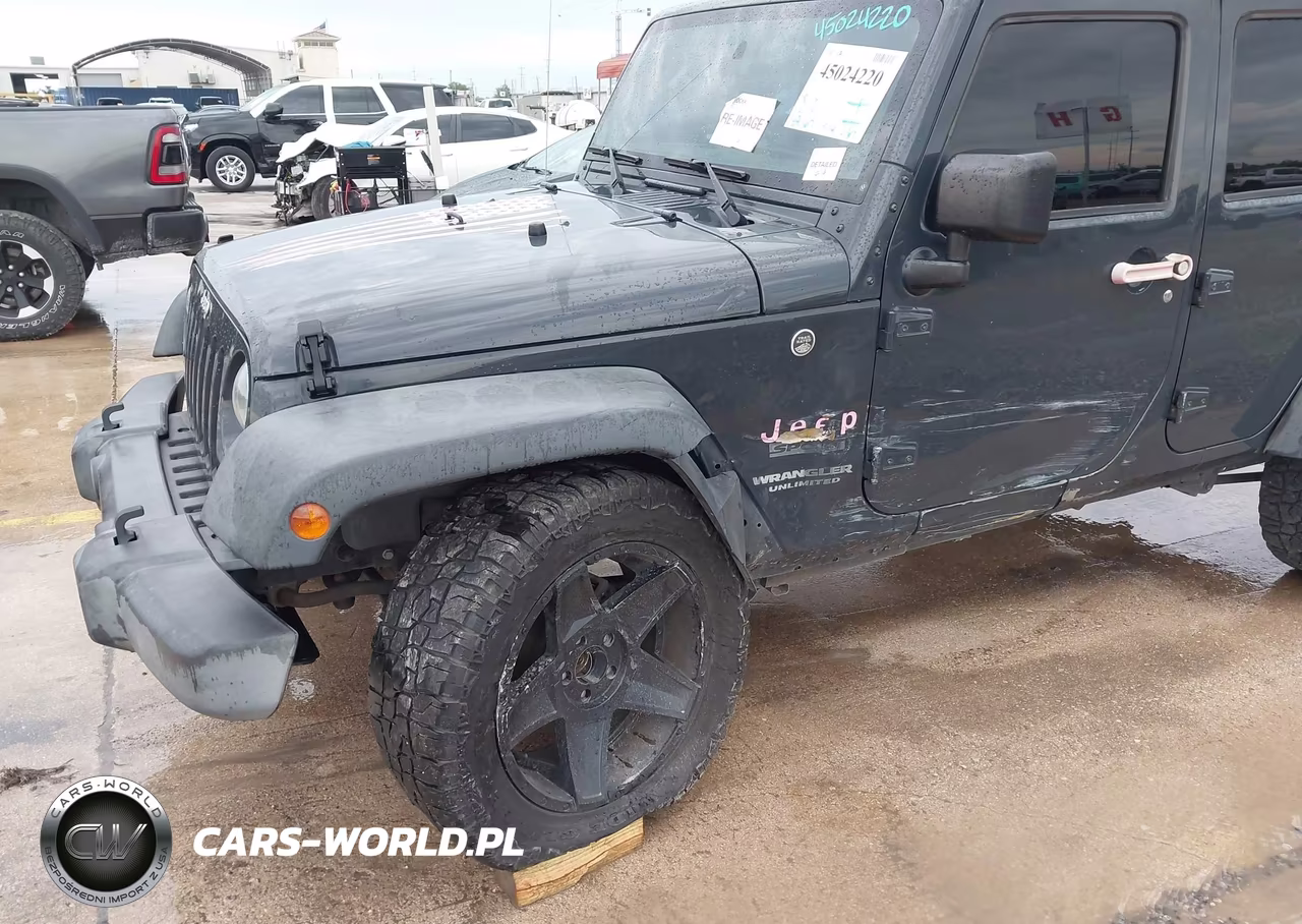 2017 Jeep Wrangler Unlimited Sport 4X4 VIN:1C4BJWDG1HL624447 - 6