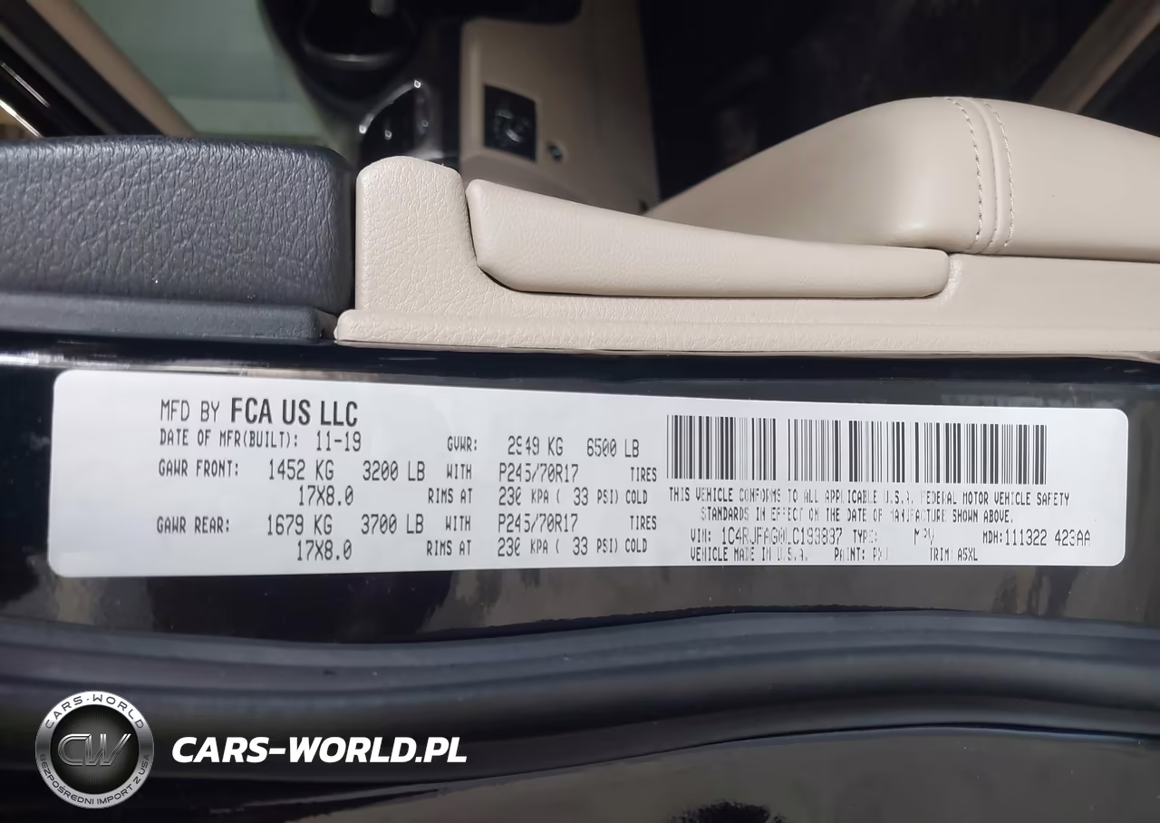 2020 Jeep Grand Cherokee Laredo E 4X4 VIN:1C4RJFAG0LC193837 - 9