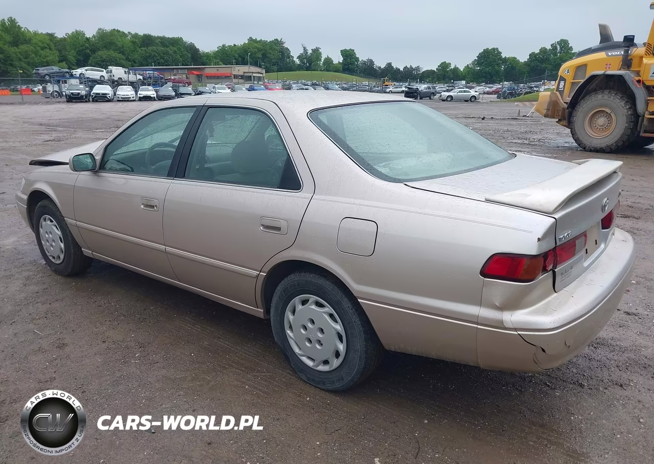 1997 Toyota Camry Le VIN:4T1BG22K9VU789582 - 3