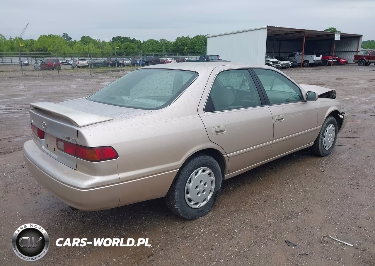 1997 Toyota Camry Le VIN:4T1BG22K9VU789582 - 4