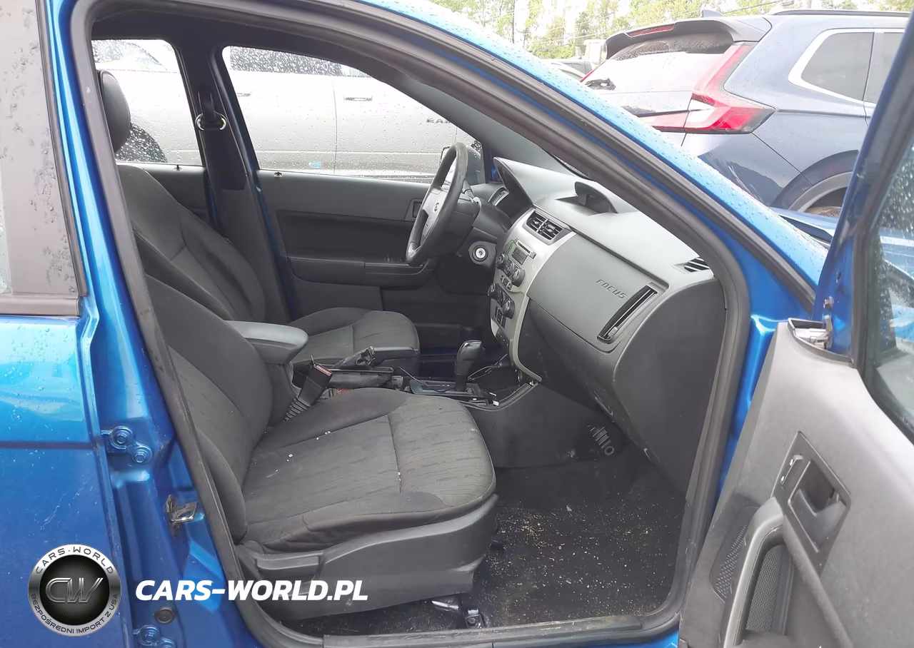 2011 Ford Focus Se VIN:1FAHP3FN5BW146032 - 5