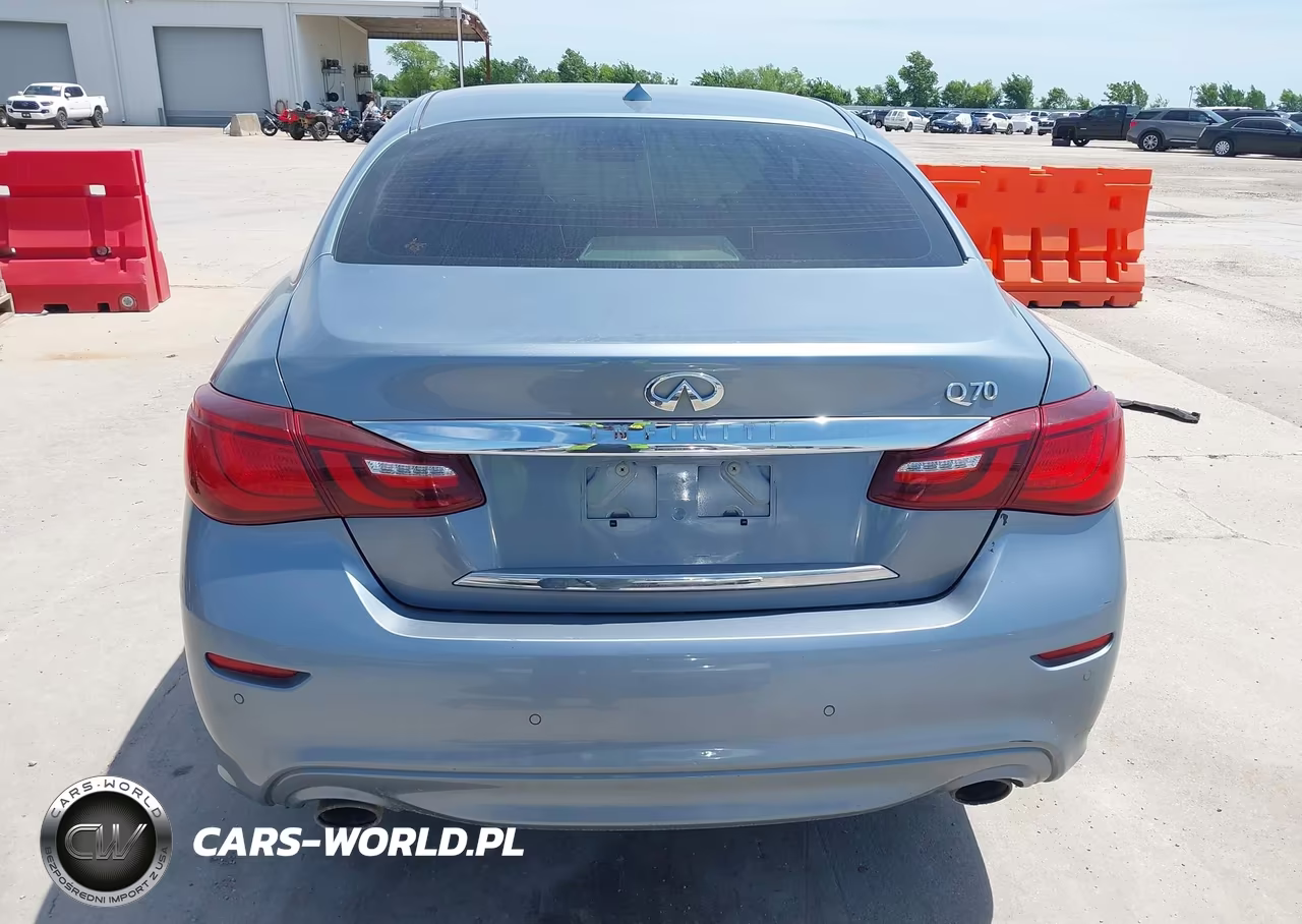 2018 Infiniti Q70 3.7 Luxe VIN:JN1BY1APXJM181205 - 16