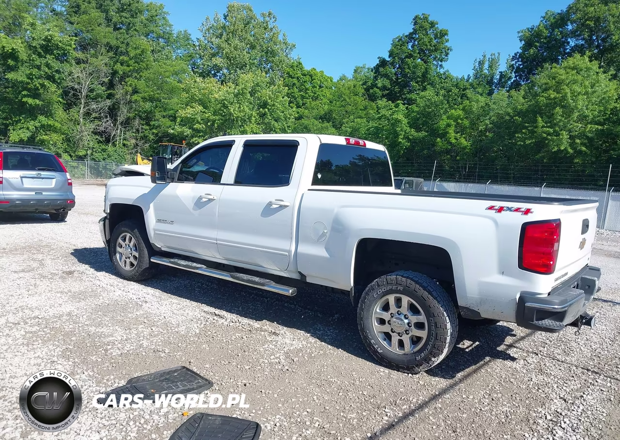 2015 Chevrolet Silverado 2500Hd Lt VIN:1GC1KVEG9FF676101 - 3