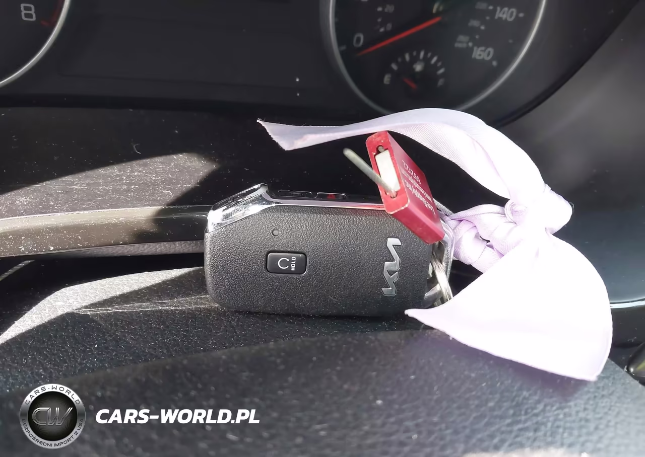 2023 Kia Seltos S VIN:KNDEU2AA9P7382124 - 11
