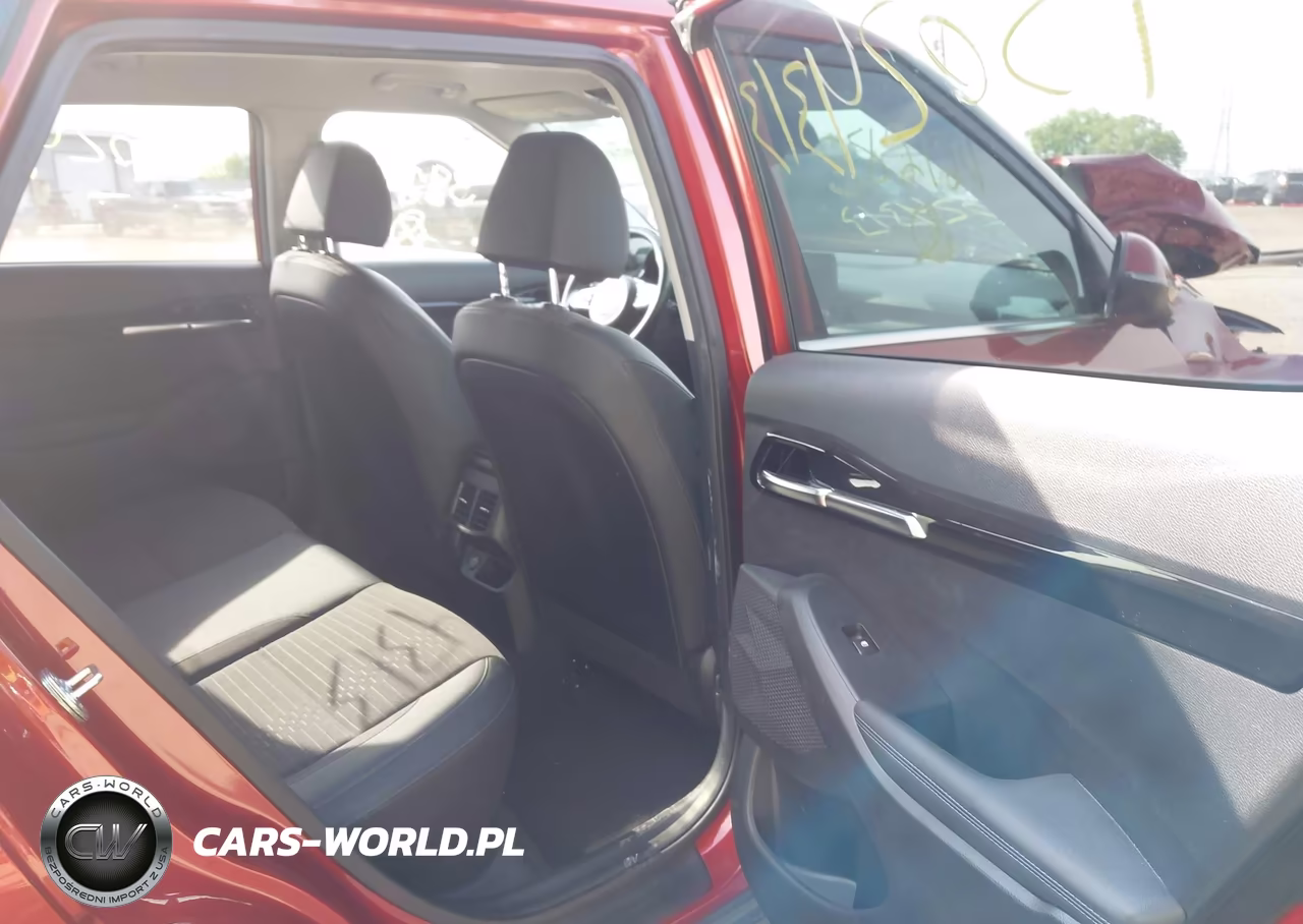2023 Kia Seltos S VIN:KNDEU2AA9P7382124 - 8