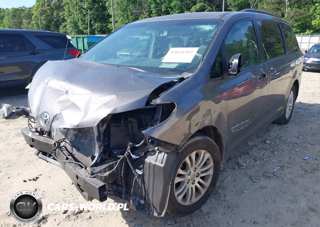 2014 Toyota Sienna Xle V6 8 Passenger VIN:5TDYK3DC4ES476890 - 19