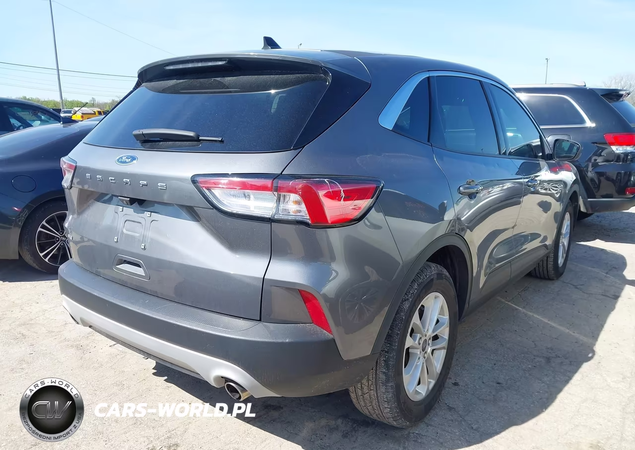 2021 Ford Escape VIN:1FMCU0G62MUA00877 - 4