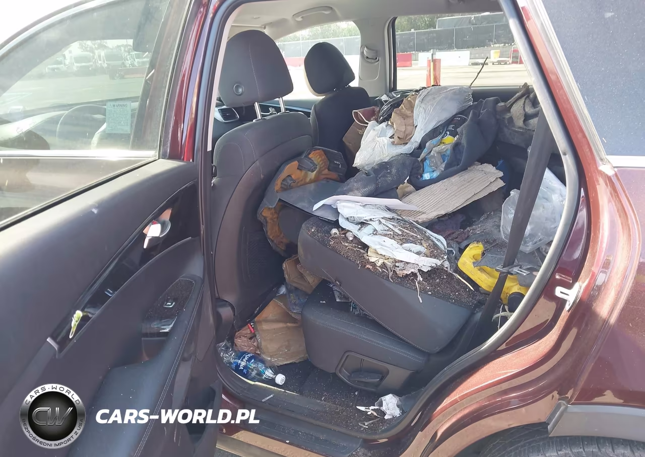2019 Kia Sorento 2.4L Lx VIN:5XYPG4A39KG535836 - 8