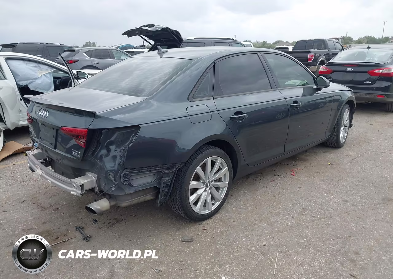 2017 Audi A4 2.0T Premium VIN:WAUANAF42HN025516 - 4