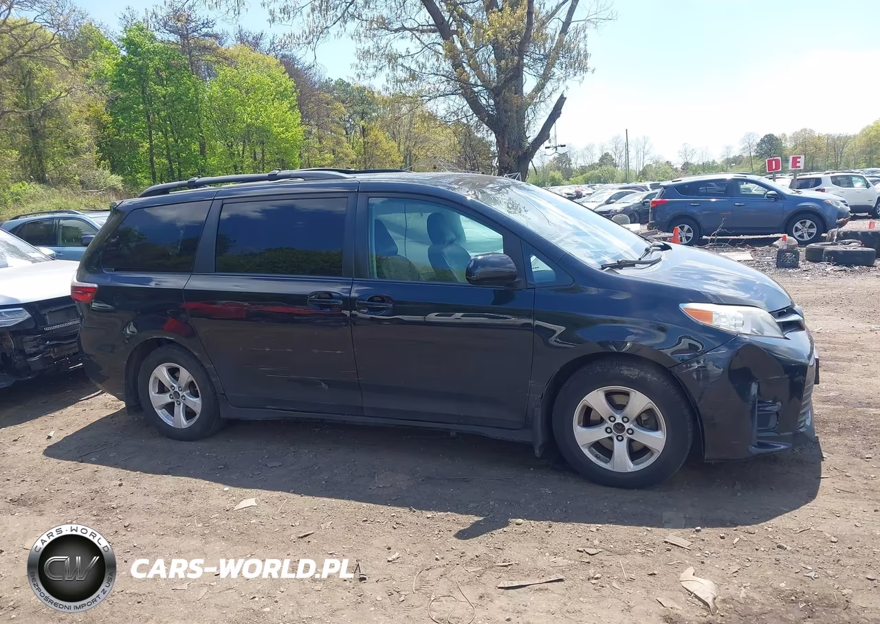 2020 Toyota Sienna Le VIN:5TDKZ3DCXLS029060 - 13