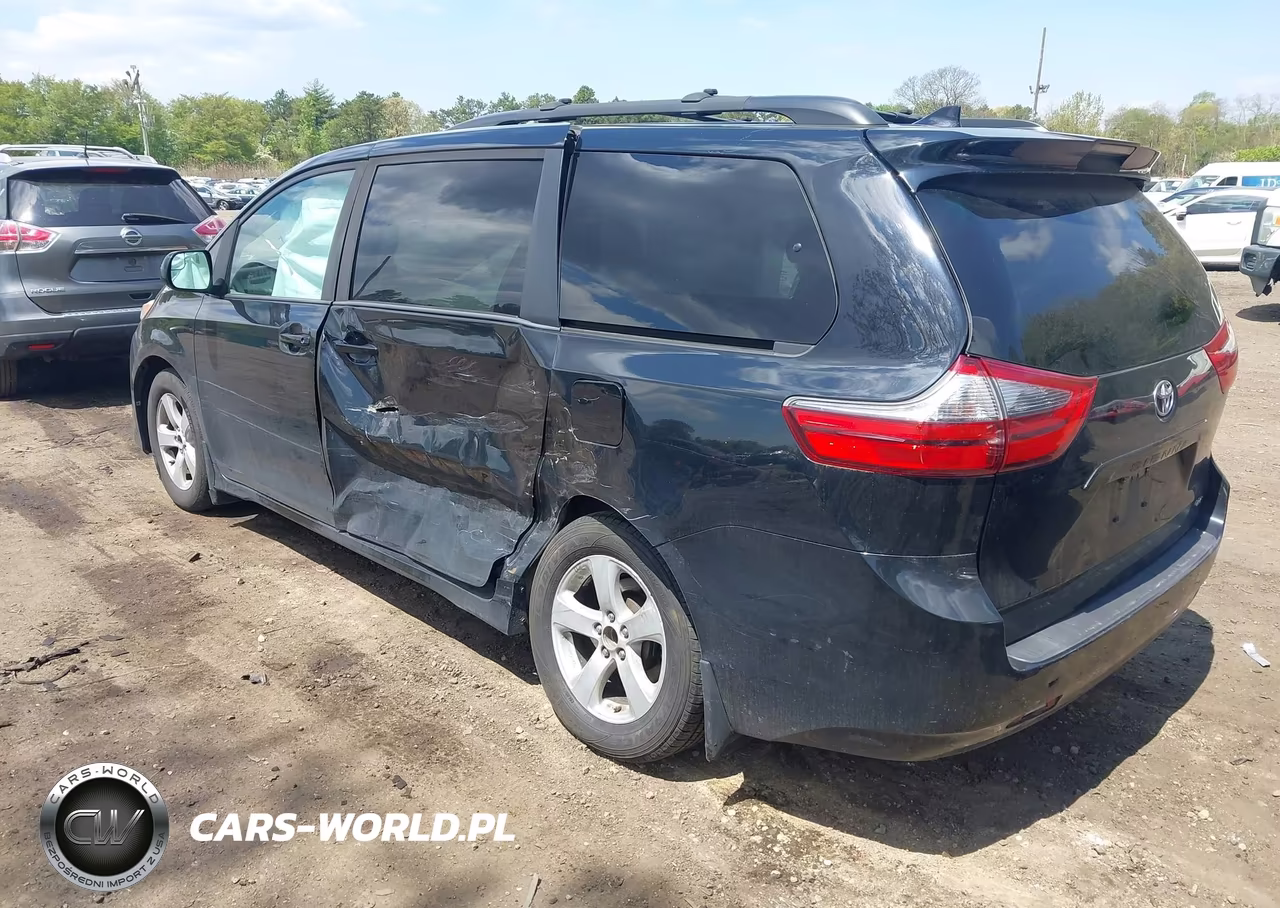 2020 Toyota Sienna Le VIN:5TDKZ3DCXLS029060 - 3